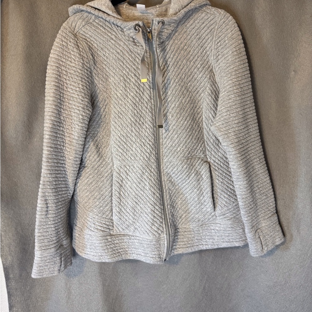 Free Country Light Gray Hoodie. Excellent Condition.